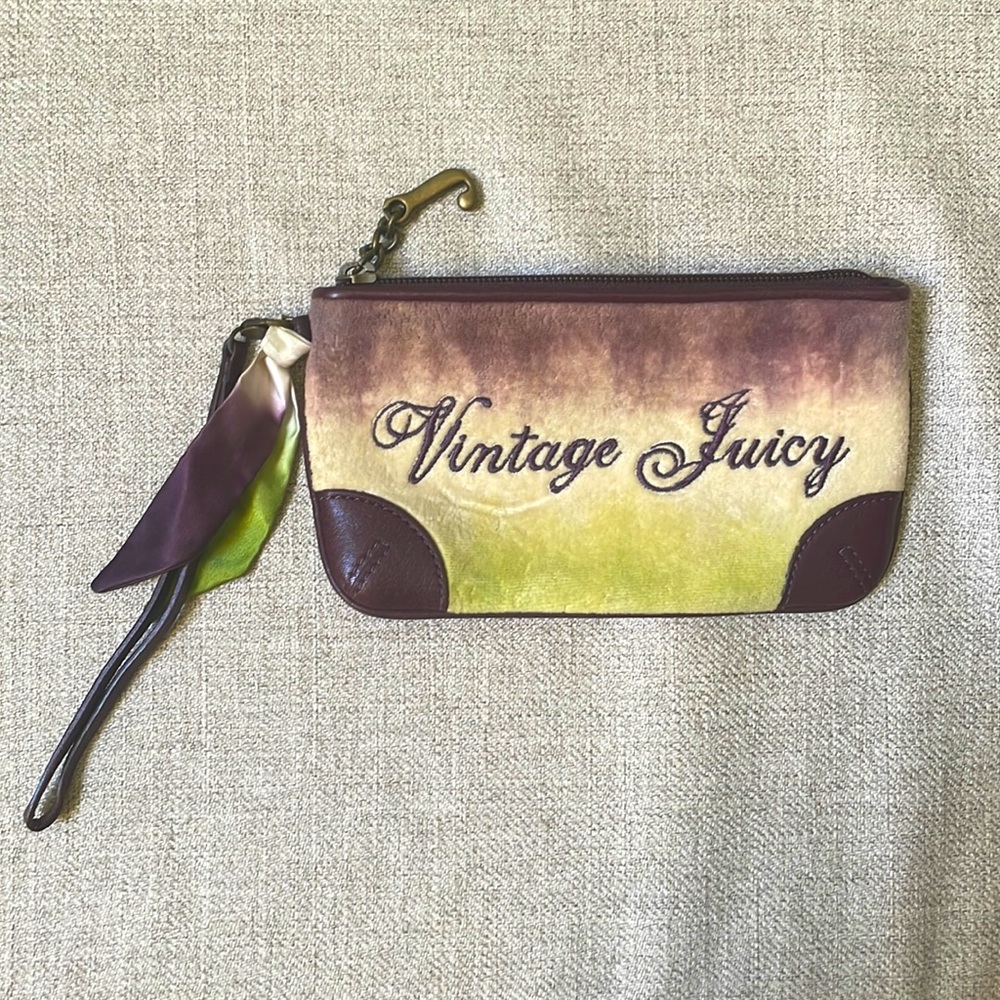 Juicy Couture Ombré Wristlet